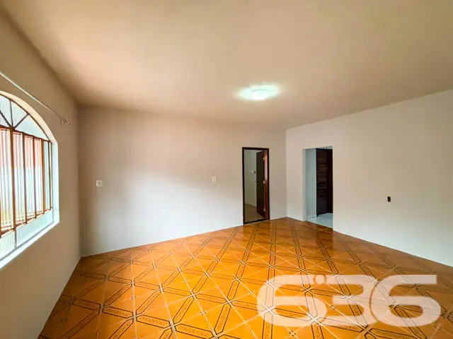 Excelente Casa Térrea no Bairro Iririú – Joinville