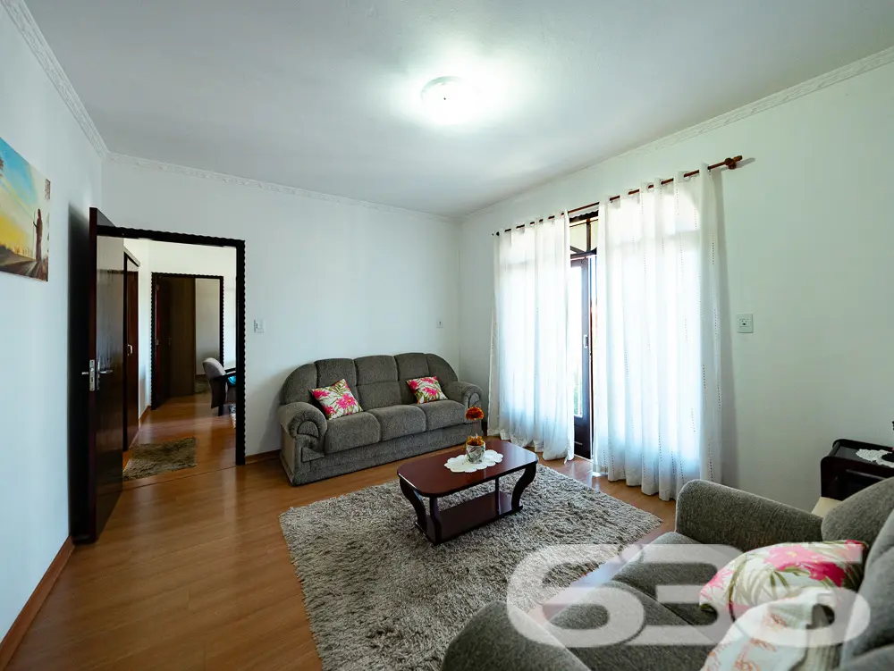 AMPLO SOBRADO NO CORAÇÃO DO BAIRRO IRIRIÚ
Descubr