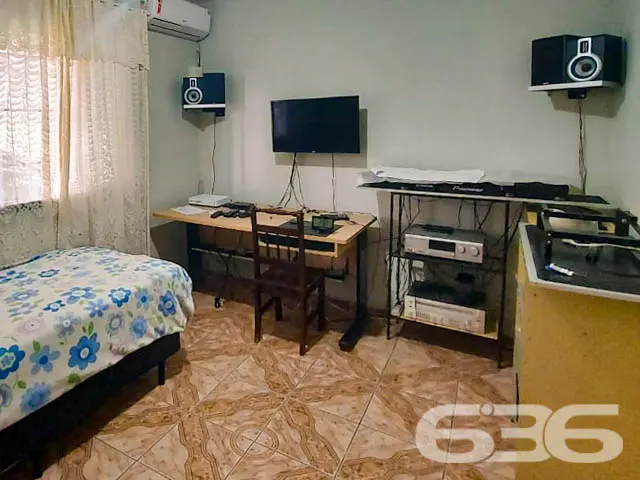 IMÓVEL COM 3 QUARTOS NO BAIRRO PETRÓPOLIS - ESTUDA