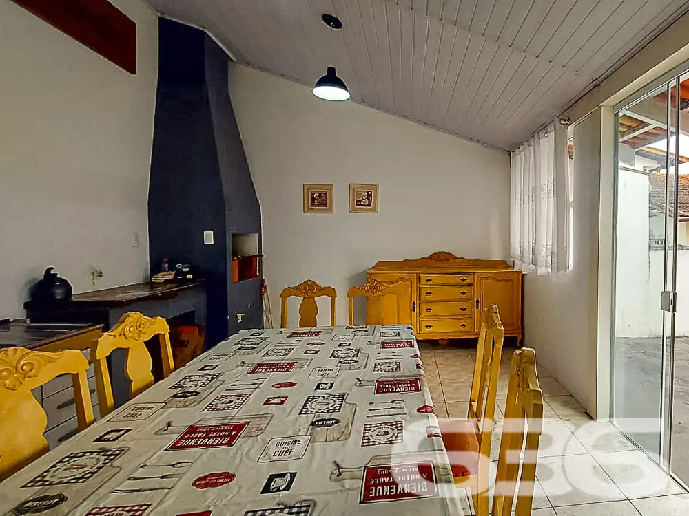 Descubra o Sobrado Ideal no Bairro Itaum, Joinvill