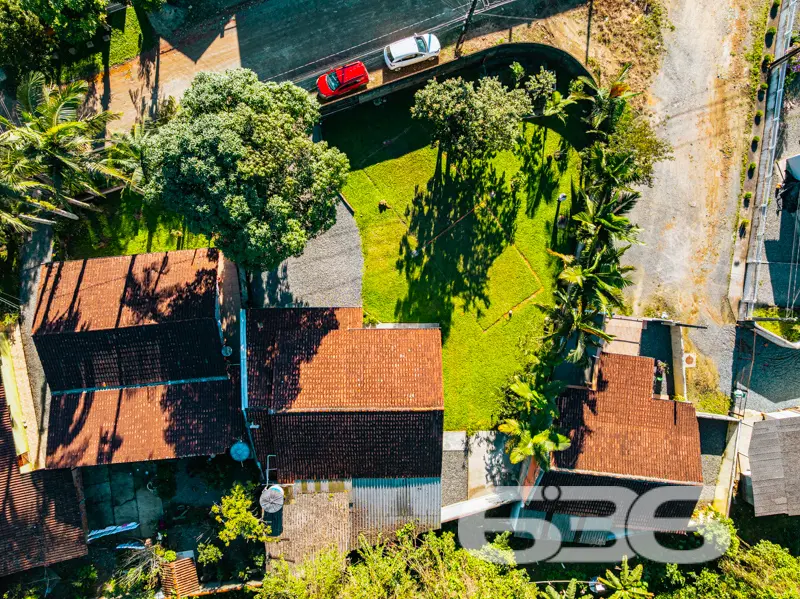Oportunidade no Bairro Itaum: residência térrea em