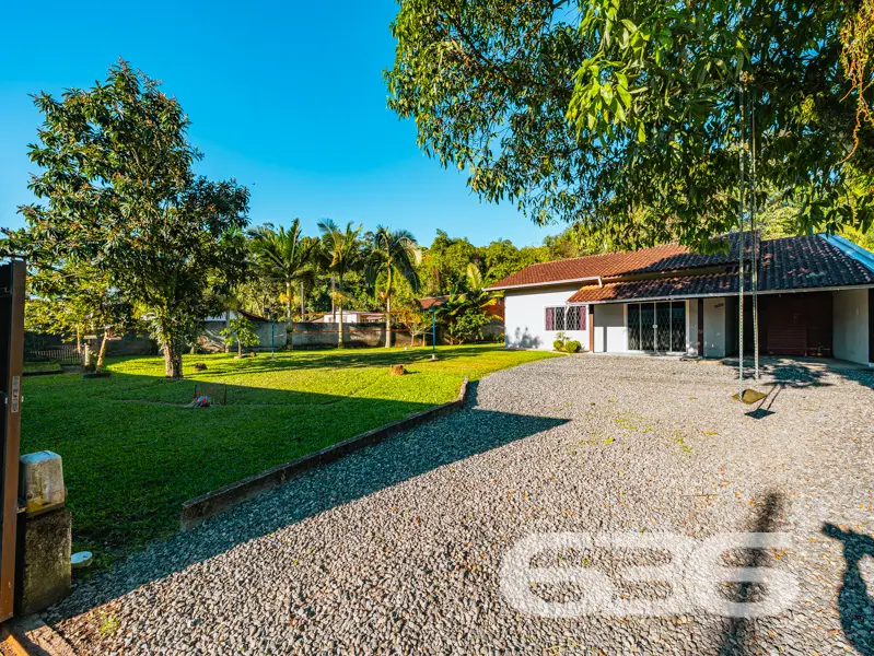 Oportunidade no Bairro Itaum: residência térrea em