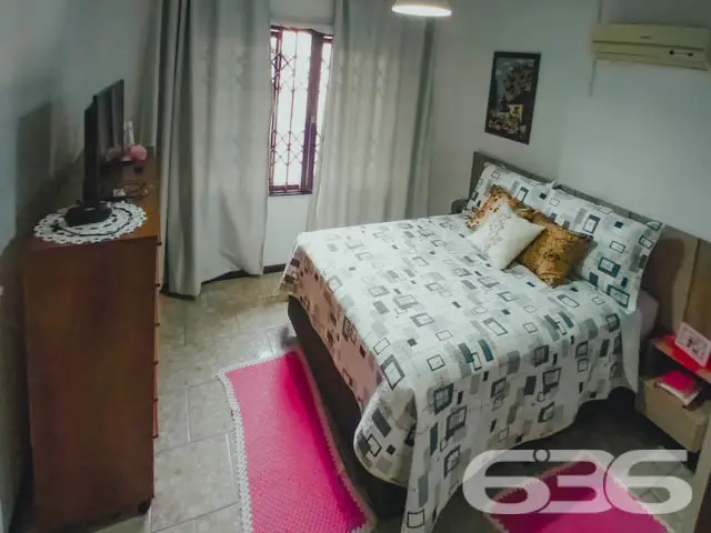 IMÓVEL COM 2 QUARTOS E SUÍTE NO BAIRRO BOEHMERWALD