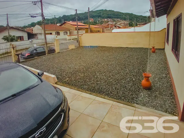 IMÓVEL COM 2 QUARTOS E SUÍTE NO BAIRRO BOEHMERWALD