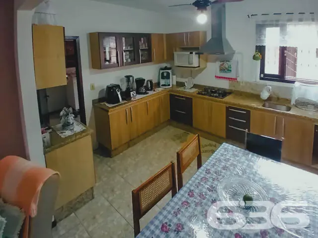 IMÓVEL COM 2 QUARTOS E SUÍTE NO BAIRRO BOEHMERWALD