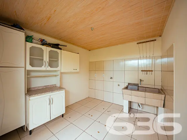 Encantadora Residência Térrea de 3 Quartos no Bair