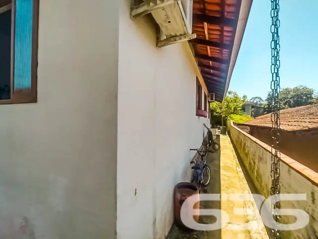 CASA COM 4 DORMITÓRIOS NO BAIRRO JARIVATUBA
Descu