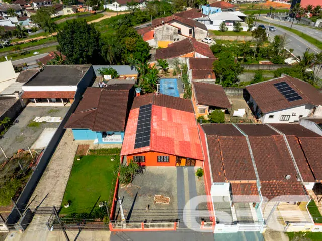 Excelente Residência no Bairro João Costa, Joinvil