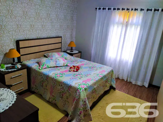 RESIDÊNCIA COM 4 QUARTOS NO BAIRRO NOVA BRASÍLIA,