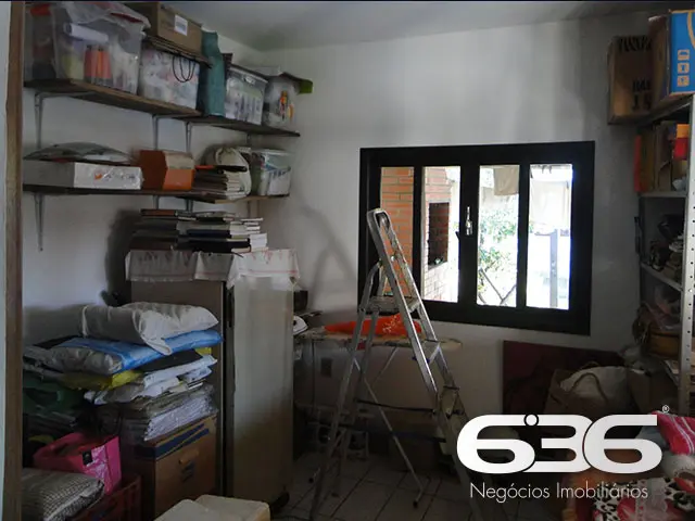 CASA AMPLA COM SUÍTE + 3 DORMITÓRIOS NO BAIRRO FLO