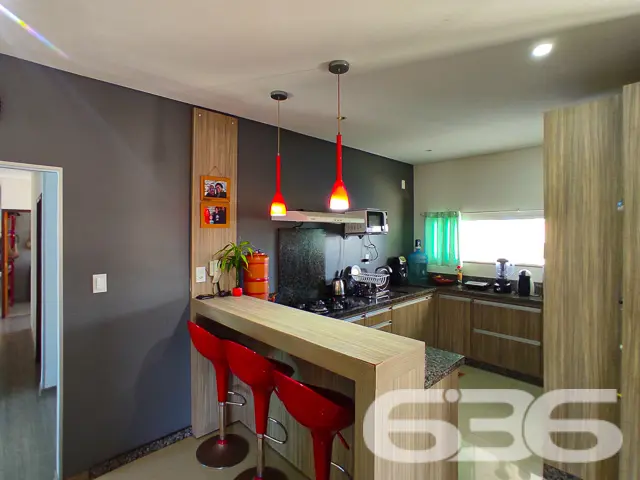 Vende-se Excelente Residência Térrea em Balneário