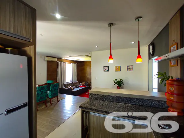 Vende-se Excelente Residência Térrea em Balneário