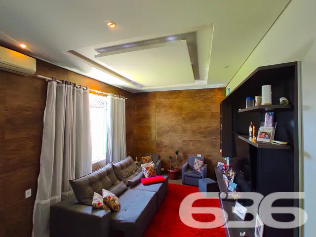 Vende-se Excelente Residência Térrea em Balneário