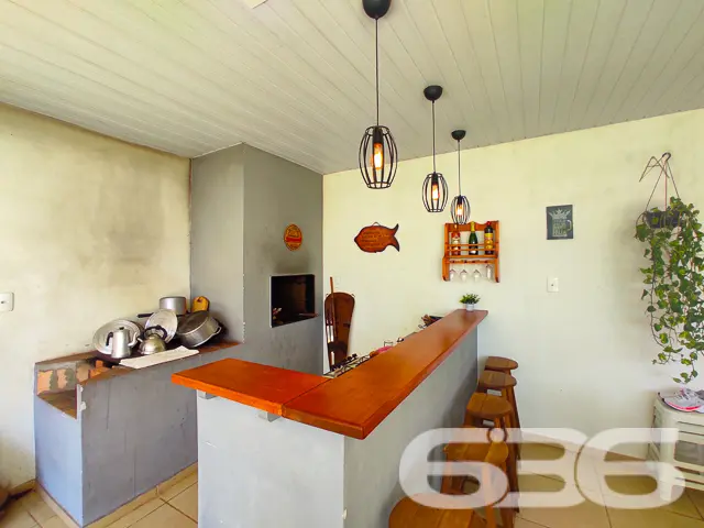 Vende-se Excelente Residência Térrea em Balneário