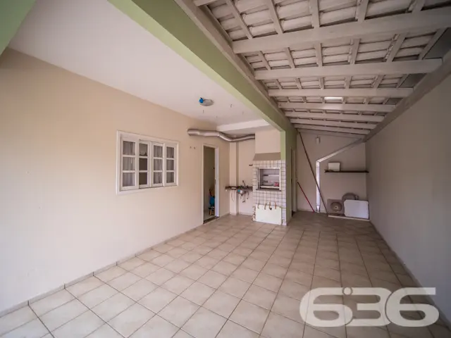 LINDO SOBRADO COM 3 QUARTOS NO BAIRRO SANTO ANTÔNI