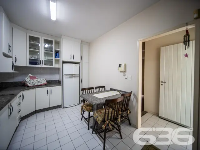 LINDO SOBRADO COM 3 QUARTOS NO BAIRRO SANTO ANTÔNI