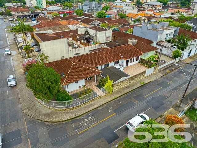 EXCELENTE IMÓVEL PARA INVESTIMENTO OU MORADIA - ES