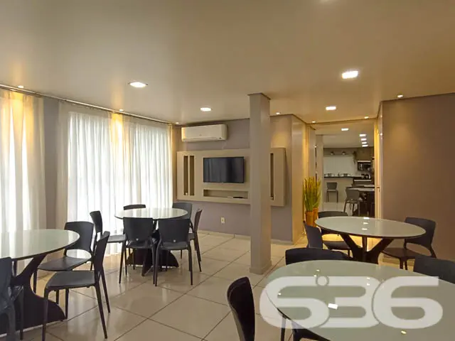 Apartamento localizado em Vila Nova, Joinville, um