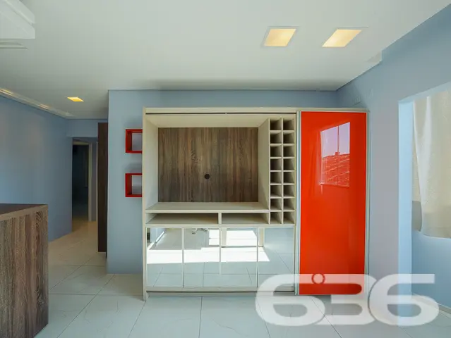 Apresentamos um exclusivo apartamento localizado n