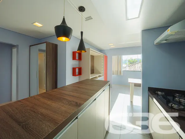 Apresentamos um exclusivo apartamento localizado n