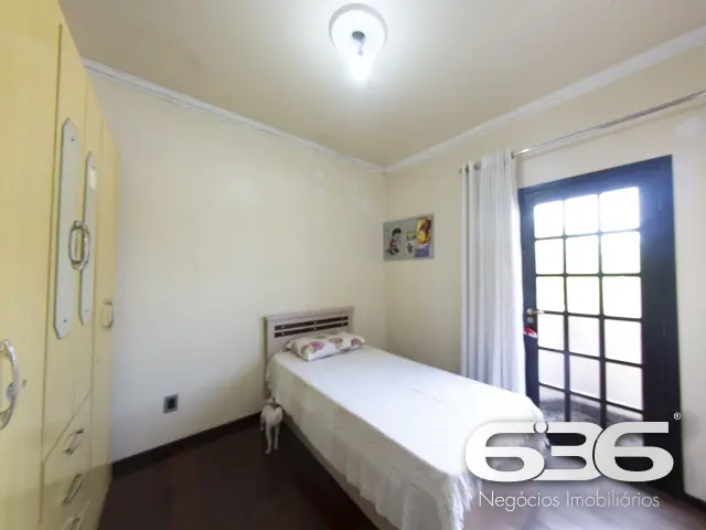 ESPETACULAR SOBRADO COM 4 QUARTOS À VENDA NO BAIRR