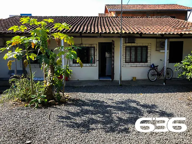 EXCELENTE CASA A VENDA NO BAIRRO AVENTUREIRO - EST