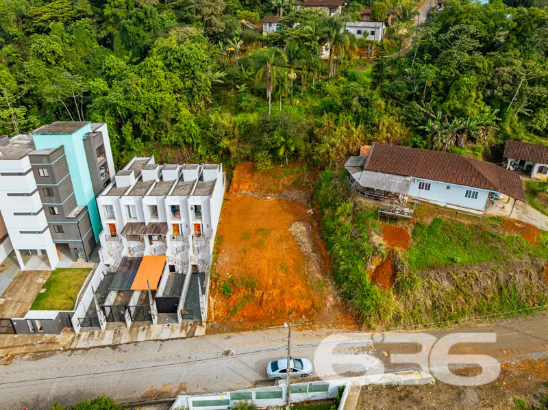 Descubra o potencial deste incrível terreno dispon
