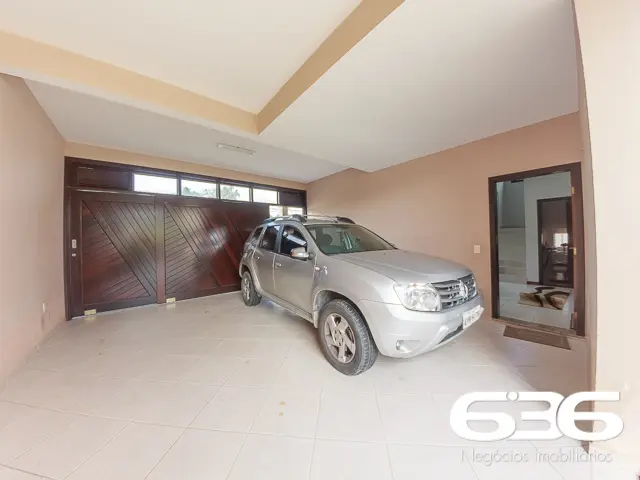 ESPLENDIDA RESIDÊNCIA À VENDA NO BAIRRO VILA NOVA,