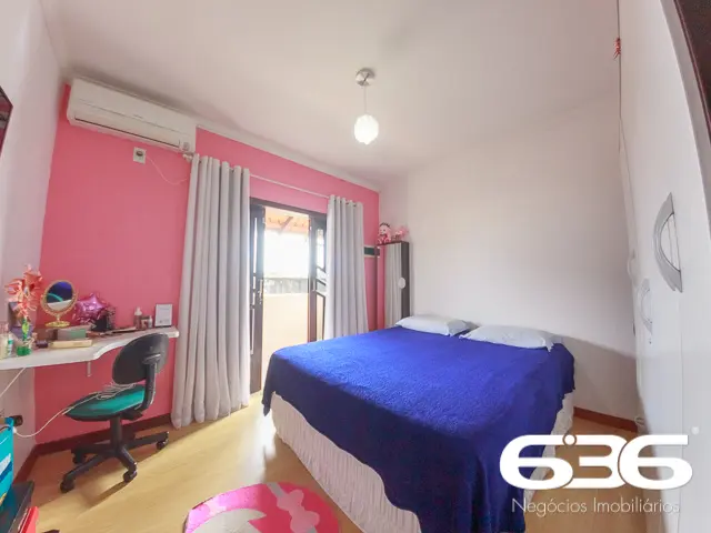 ESPLENDIDA RESIDÊNCIA À VENDA NO BAIRRO VILA NOVA,
