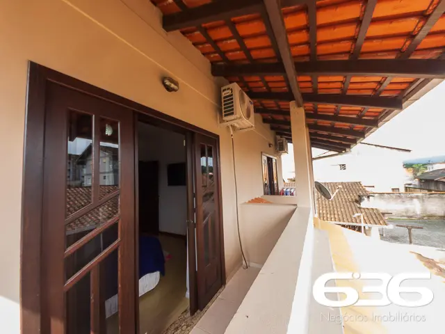 ESPLENDIDA RESIDÊNCIA À VENDA NO BAIRRO VILA NOVA,