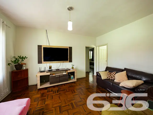 AMPLA CASA COM 3 QUARTOS NO BAIRRO NOVA BRASÍLIA,