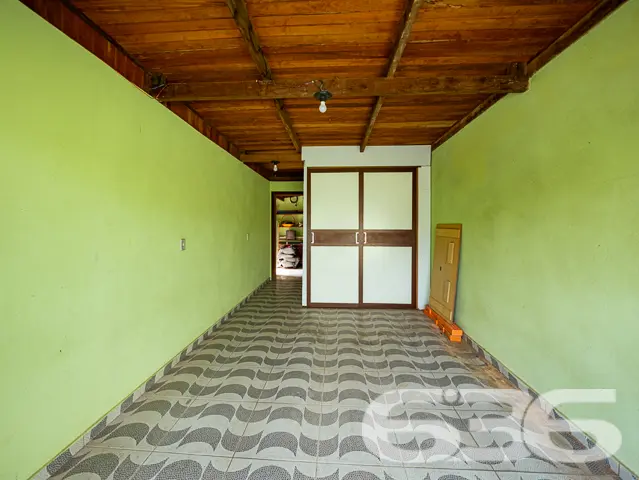 AMPLA CASA COM 3 QUARTOS NO BAIRRO NOVA BRASÍLIA,