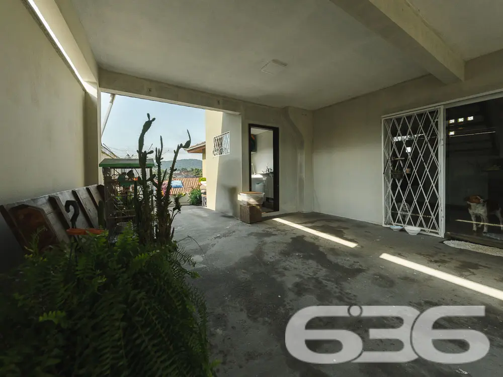 Sobrado à Venda em Joinville, SC – Bairro Santa Ca