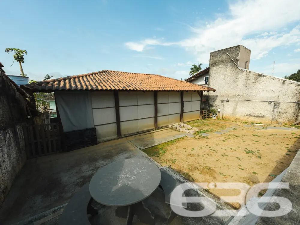 Sobrado à Venda em Joinville, SC – Bairro Santa Ca