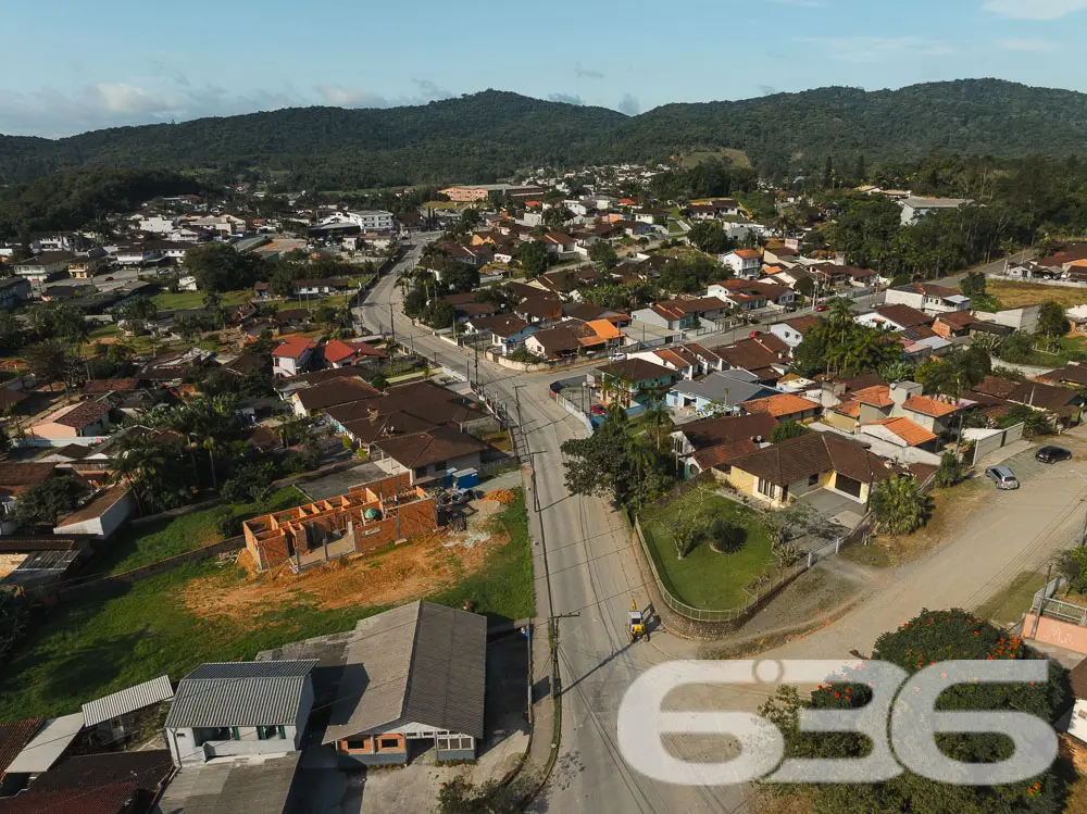 Sobrado à Venda em Joinville, SC – Bairro Santa Ca