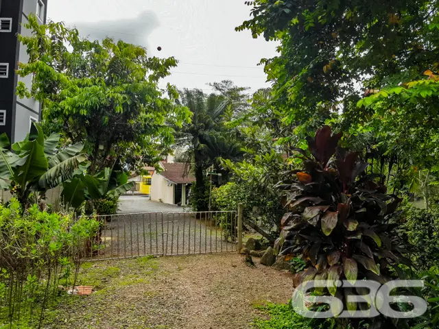 AMPLO TERRENO À VENDA NO BAIRRO SANTO ANTÔNIO - ES