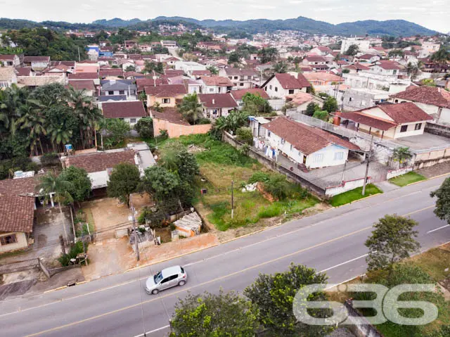 EXCELENTE TERRENO À VENDA NO BAIRRO BOEHMERWALD, E