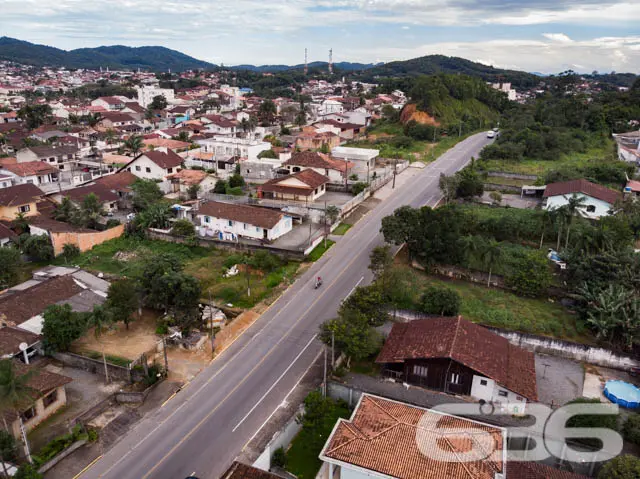 EXCELENTE TERRENO À VENDA NO BAIRRO BOEHMERWALD, E