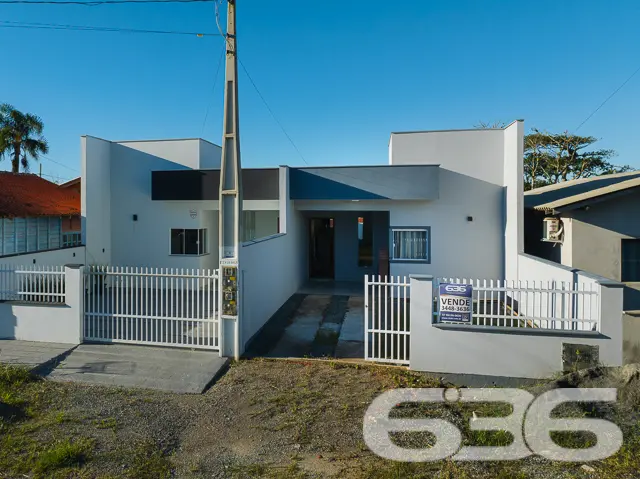 Encante-se com esta oportunidade única em Balneári