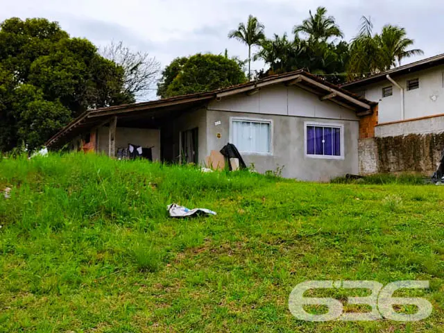 IMĂVEL COM AMPLO TERRENO NO BAIRRO PROFIPO
Neste