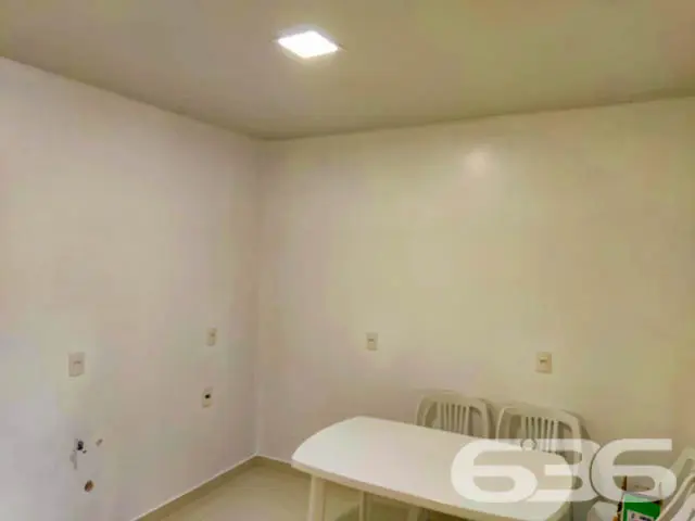 AMPLO SOBRADO COM SUÍTE + 2 QUARTOS NO BAIRRO AMÉR