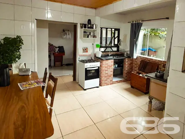 BELÍSSIMO SOBRADO COM 2 SUÍTES E 4 QUARTOS, NO BA