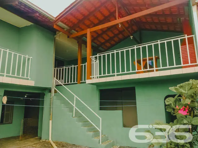 BAIRRO AVENTUREIRO: DUAS CASAS EM UM SÓ TERRENO -