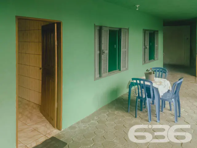 BAIRRO AVENTUREIRO: DUAS CASAS EM UM SÓ TERRENO -
