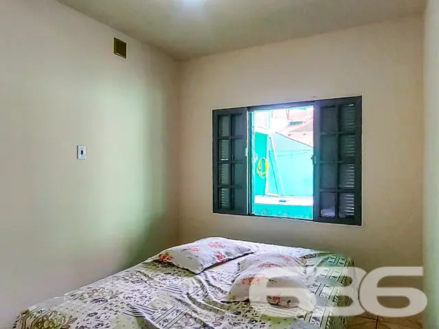 BAIRRO AVENTUREIRO: DUAS CASAS EM UM SÓ TERRENO -