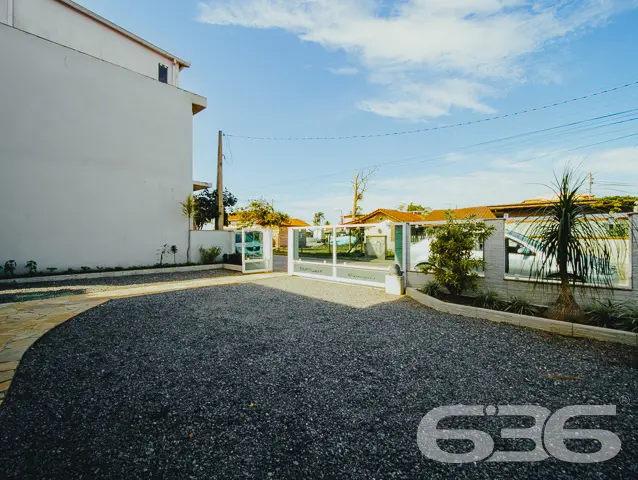 REALIZE SEU SONHO: SOBRADO COM 4 SUÍTES, EM BALNEÁ