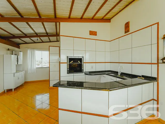 REALIZE SEU SONHO: SOBRADO COM 4 SUÍTES, EM BALNEÁ
