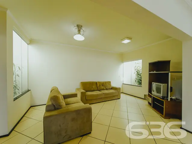 REALIZE SEU SONHO: SOBRADO COM 4 SUÍTES, EM BALNEÁ