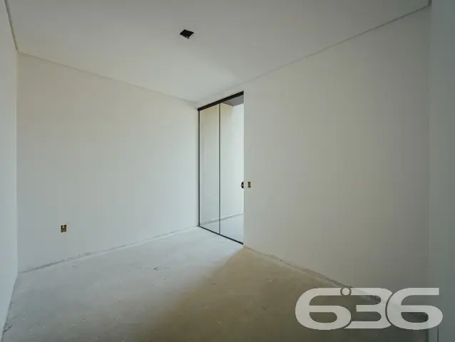 SOBRADO COM SUÍTE E 2 QUARTOS NO JARDIM IRIRIÚ
Se