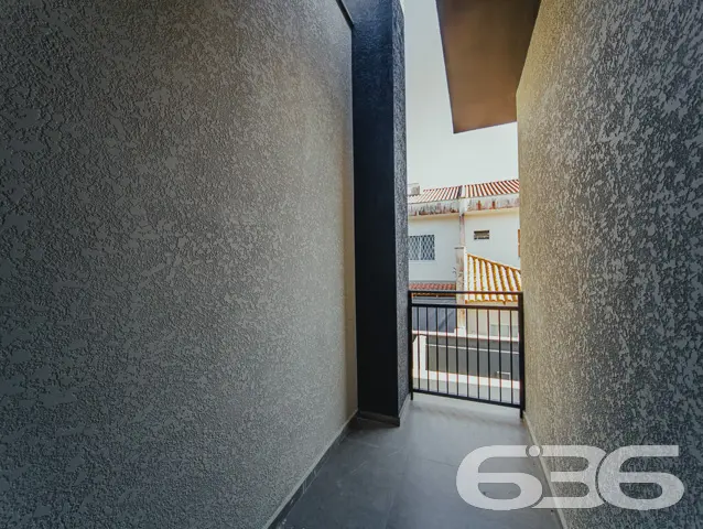 SOBRADO COM SUÍTE E 2 QUARTOS NO JARDIM IRIRIÚ
Se